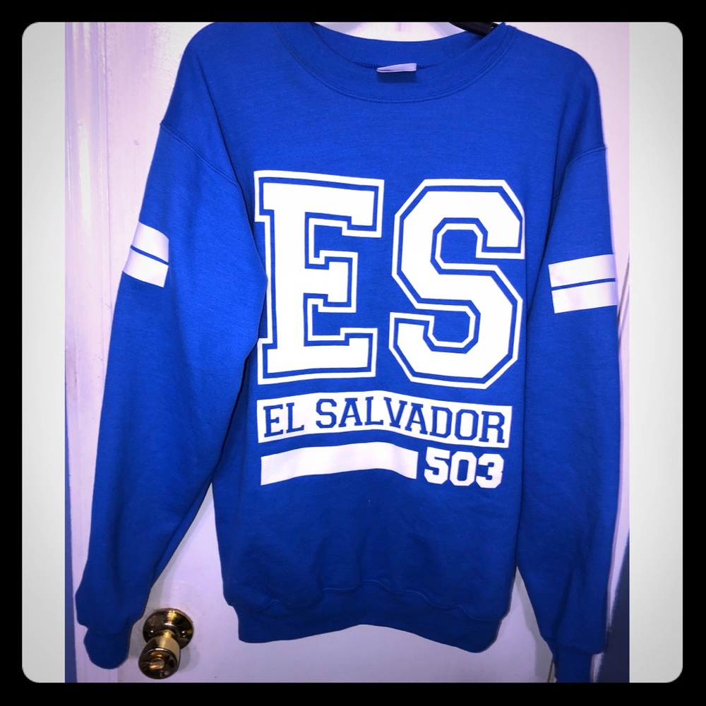 Pull over sweater